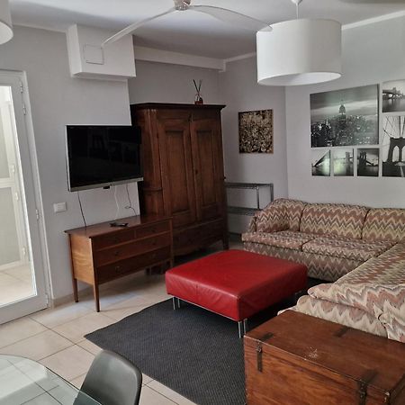 Residence Appartamenti Casa Vacanze Abbazia Pesaro Zewnętrze zdjęcie